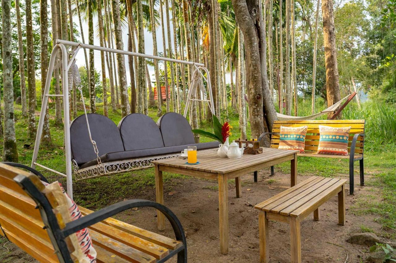 Stayvista At Firefly By The River With Breakfast * Kushalnagar
